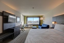  - Holiday Inn Express & Suites Downtown Auburn