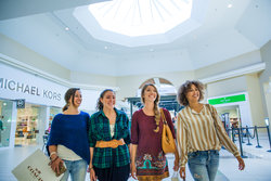  - Holiday Inn Downtown Niagara Falls