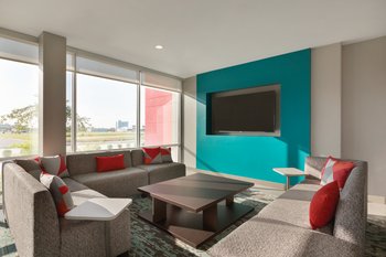 Avid Hotel Perry