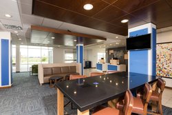  - Holiday Inn Express & Suites Auburn - I-69, Exit 329