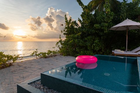 THE STANDARD MALDIVES - Photo 53