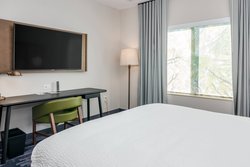  - Fairfield Inn & Suites by Marriott North San Jose