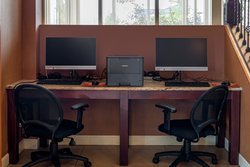  - Holiday Inn Express Mechanicsburg