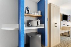  - Holiday Inn Express Hopewell - I-295, Exit 9