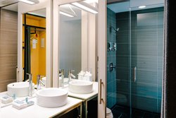  - Aloft Hotel Oklahoma City - I-235, Exits 1D & 1F