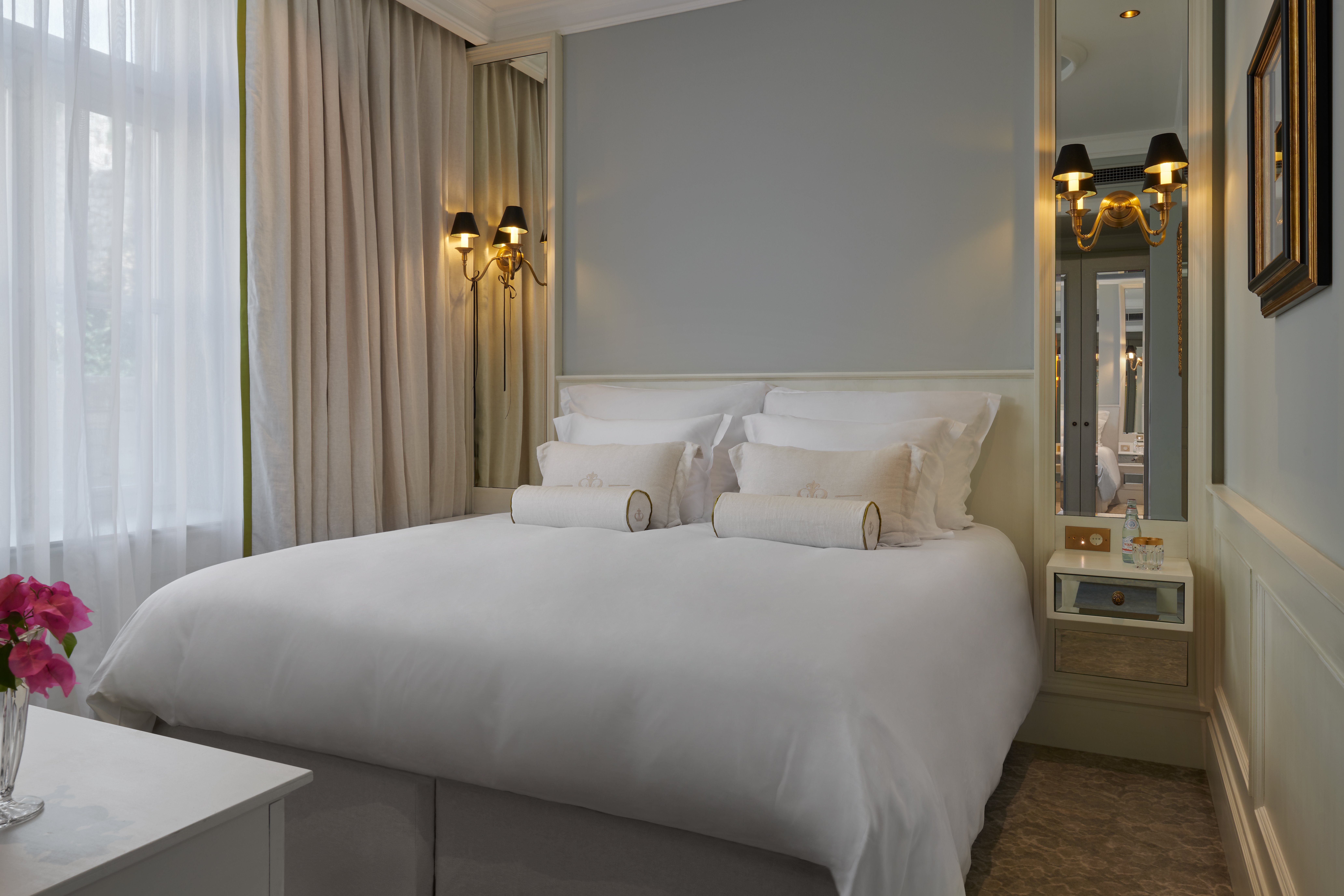 PALACE ELISABETH-guestroom-Park Room.jpg