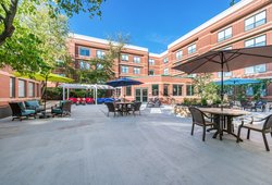  - Holiday Inn Express Naperville - I-88, Exit 127