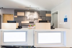  - Holiday Inn Express Naperville - I-88, Exit 127