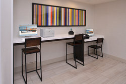  - Holiday Inn Express Stockton - CA 99, Exit 250