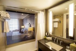  - Pinnacle Hotel at the Pier North Vancouver