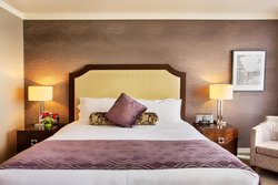  - Pinnacle Hotel at the Pier North Vancouver