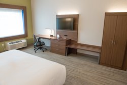  - Holiday Inn Express & Suites North Fort Wayne - I-69, Exit 316