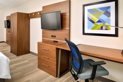  - Holiday Inn Express & Suites North Kansas City - I-29 & I-35, Exit 6