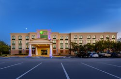  - Holiday Inn Express & Suites Bradenton - I-75, Exit 217