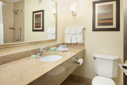  - Holiday Inn & Suites West South Charleston - I-64, Exit 56