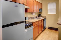  - TownePlace Suites by Marriott Westlake - I-90, Exit 159