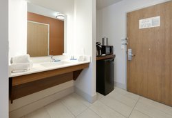  - Holiday Inn Express & Suites Scottsbluff