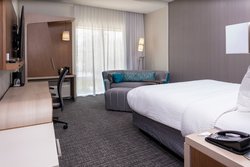  - Courtyard by Marriott Hotel Speedway - I-74 & I-465, Exit 16A