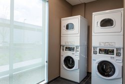  - Courtyard by Marriott Hotel Speedway - I-74 & I-465, Exit 16A