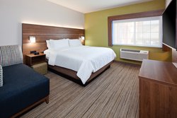  - Holiday Inn Express & Suites Tulare - CA 99, Exit 88