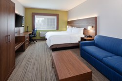  - Holiday Inn Express & Suites Tulare - CA 99, Exit 88