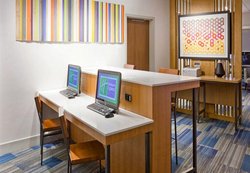  - Holiday Inn Express & Suites Quincy - I-10, Exit 181