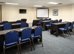  - Holiday Inn Express & Suites Airport Irving