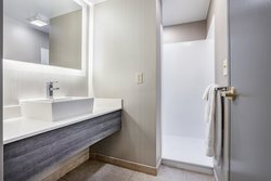  - Holiday Inn Downtown Lafayette