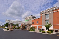  - Holiday Inn & Suites Marketplace Rochester - I-390, Exit 14B