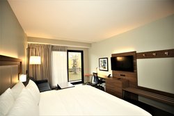  - Holiday Inn Express & Suites South End Charlotte - I-77, Exit 8 & 9A
