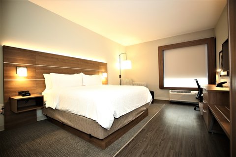 King Traditional Room 