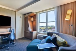  - Courtyard by Marriott Hotel Madison