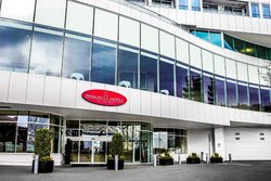  - Pinnacle Hotel at the Pier North Vancouver