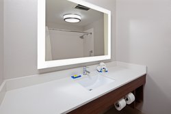  - Holiday Inn Express & Suites Rancho Mirage