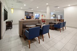  - Holiday Inn Express & Suites Rancho Mirage