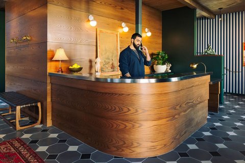 Culver City Front Desk