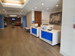  - Holiday Inn Express & Suites Dinuba