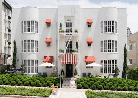Pali West Wood Village Exterior