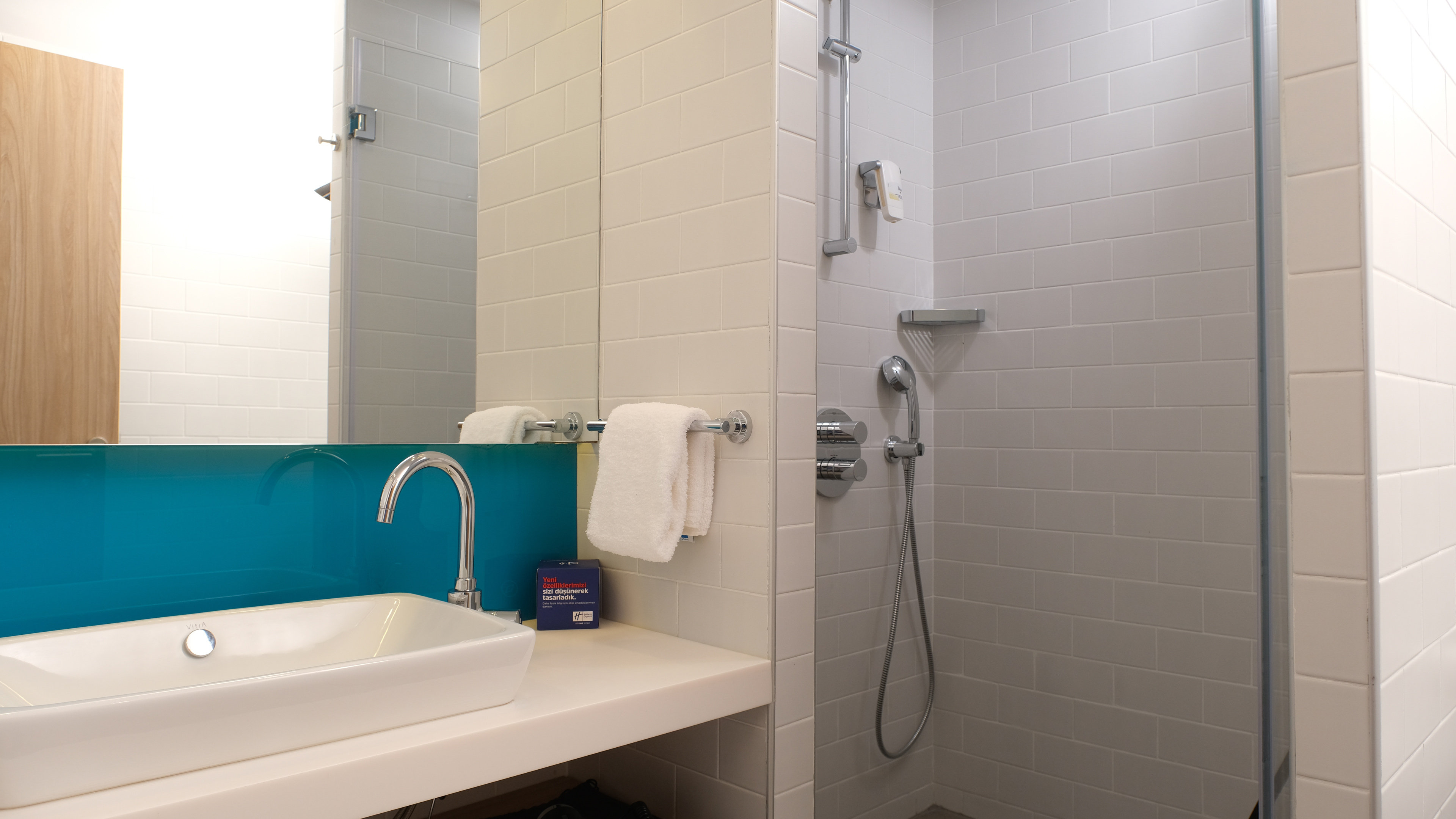 HOLIDAY INN EXP ATAKOY METRO BY IHG-guestroom-Guest Bathroom.jpg