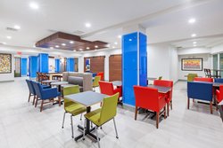  - Holiday Inn Express & Suites Port Lavaca