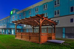  - Holiday Inn Express & Suites Port Lavaca