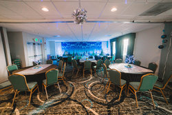 - Holiday Inn Express & Suites Lakewood - I-5, Exit 125