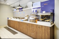  - Holiday Inn Express & Suites Rochelle - I-39, Exit 99