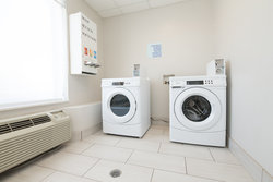  - Holiday Inn Express & Suites Clinton - I-20, Exit 36