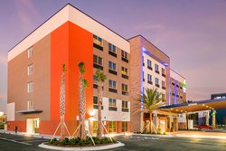  - Holiday Inn Express & Suites Town Center Jacksonville - I-295, Exit 52