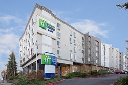  - Holiday Inn Express & Suites Airport SeaTac