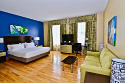  - Holiday Inn Express Downtown Cleveland - I-90, Exit 172A & 173A