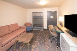  - Holiday Inn & Suites West Kalamazoo