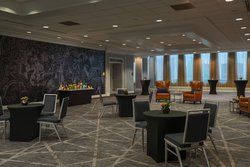  - Renaissance Hotel Downtown Columbus - I-71, Exit 108