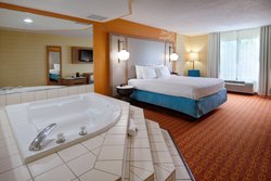  - Fairfield Inn & Suites by Marriott Farmington Hills